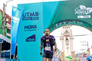 BIB: 5104
                            <button type="button" onclick="openModal(24870113)" class="btn btn-primary btn-sm float-right btn-popup" data-toggle="modal" data-target=".modal-high-quality">
                        <i class="fas fa-shopping-cart"></i> Add to Cart
                    </button>
                                            <button type="button" onclick="isThisMe(24870113, true)" class="btn btn-success btn-sm float-right btn-popup btn-isme hidden" data-toggle="tooltip" data-placement="bottom" title="นี่คือรูปของคุณใช่ไหม คลิกที่นี่เพื่อเอาเข้าอัลบั้ม">
                        <i class="fas fa-plus"></i> Add to album
                    </button>
                    <button type="button" onclick="isThisMe(24870113, false)" class="btn btn-warning btn-sm float-right btn-popup btn-isnotme hidden">
                        <i class="fas fa-ban"></i> Remove from album
                    </button>